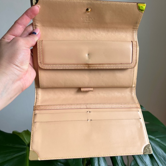 ❌❌SOLD❌❌ Authentic Louis Vuitton Multicolor collection bag/ wallet - Picture 7 of 8